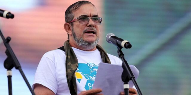 Timochenko a ex FARC: Están pintándoles pajaritos de oro
