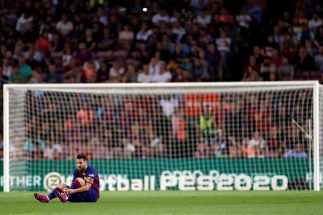 Lionel Messi salió lesionado del encuentro contra el Villareal