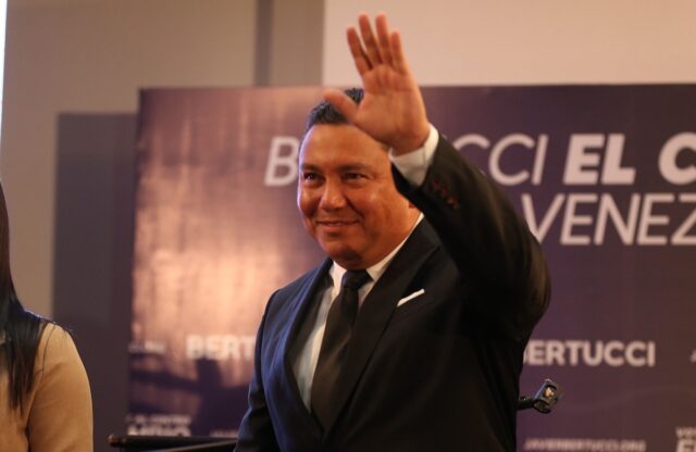 Bertucci pone plazos y condiciones al régimen para llegar a un acuerdo