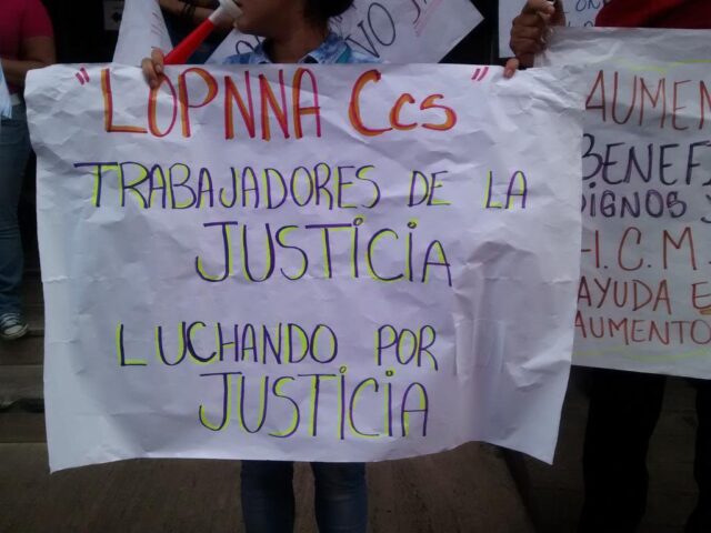 Gremio tribunalicio protesta en 17 estados para exigir mejoras laborales