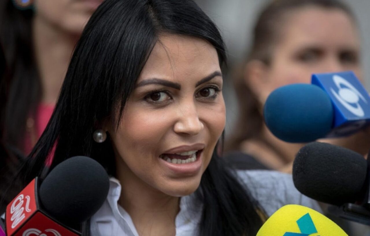 Delsa Solórzano