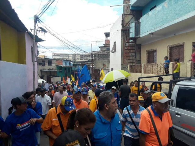 Camarógrafo de VPI resultó herido por colectivos