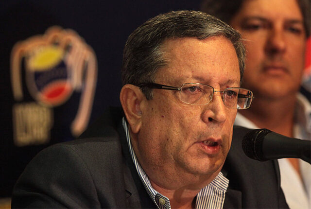 Juan José Ávila renunció a la presidencia de la LVBP