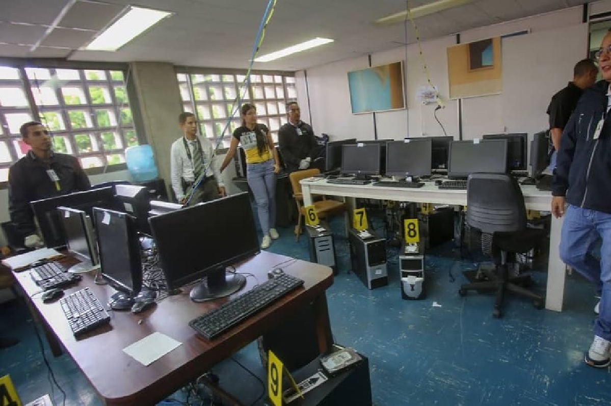 El Cicpc allanó dos laboratorios de pornografía que operaban en Caracas