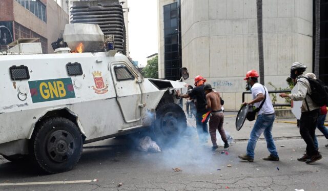 Argentina presentará en La Haya informe sobre violaciones de DD HH en Venezuela