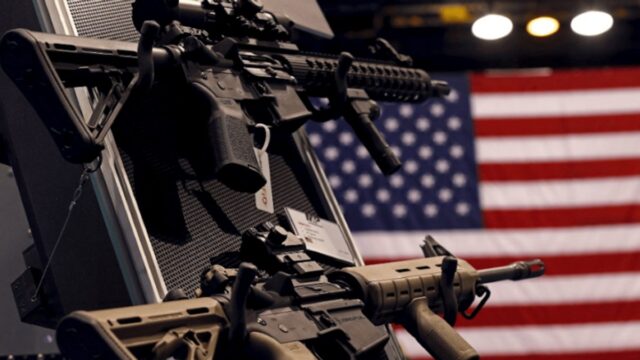 Tiroteo en Texas reavivó el debate sobre control de armas en EE UU