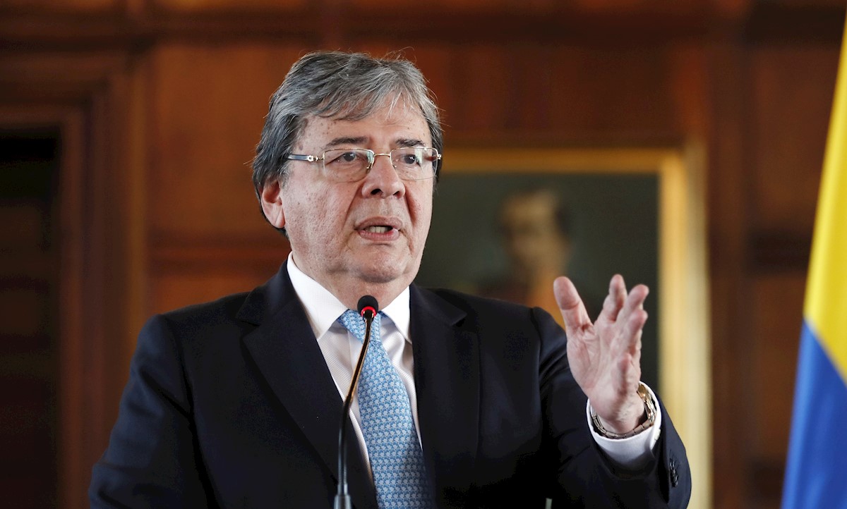 Carlos Holmes Trujillo