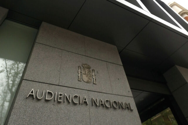 Justicia española acordó entregar a exguardaespaldas de Chávez a EE UU