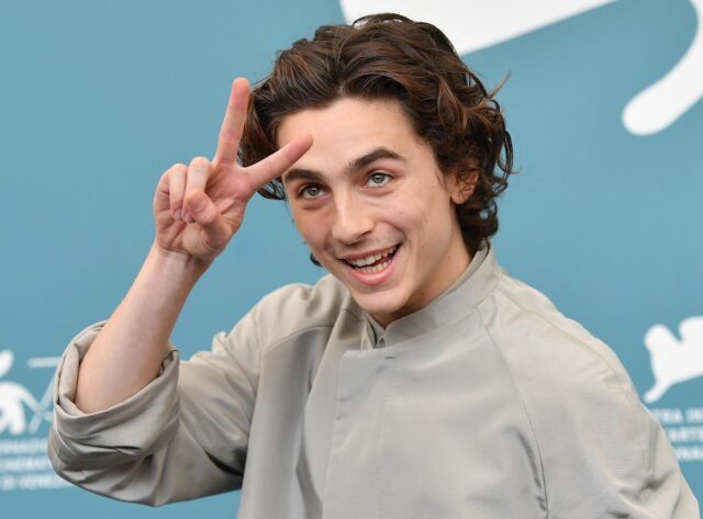 Timothée Chalamet sube al trono de la Mostra rompiendo estereotipos