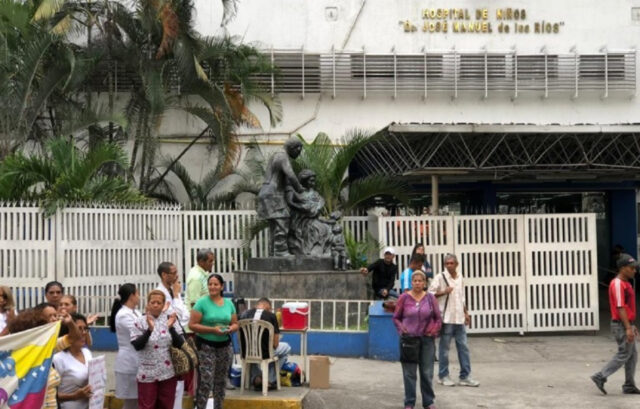 Protestaron en el J. M. de los Ríos en rechazo a los bajos salarios