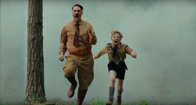 Jojo Rabbit, la satírica película del director de Thor Ragnarok, tiene un nuevo tráiler