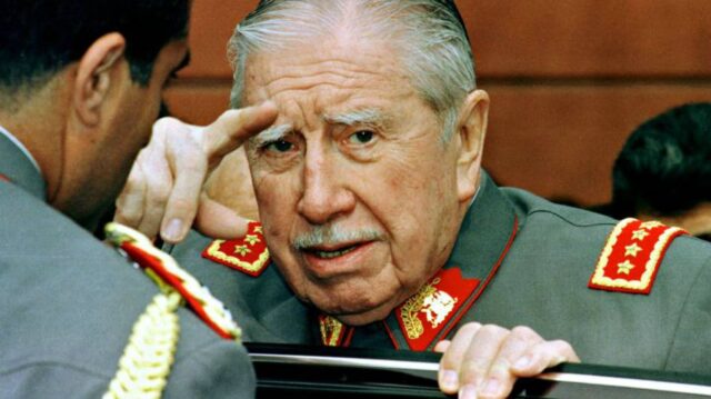 Condenaron en Chile a ex agente de Pinochet por violaciones de DD HH