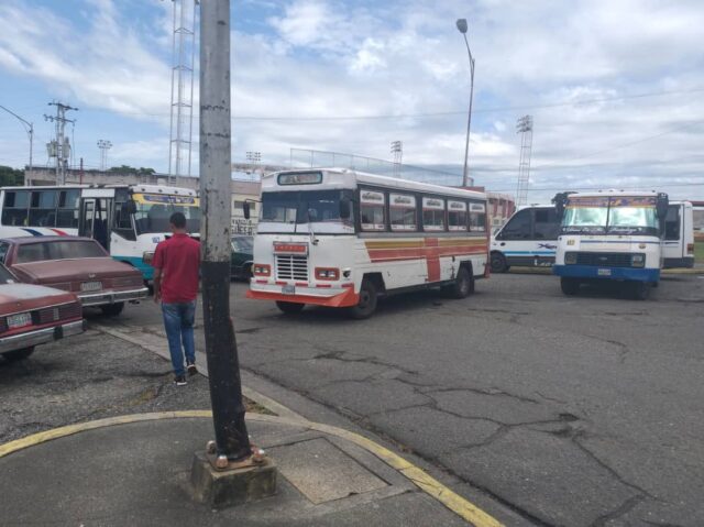 Transportistas advierten que no podrán pagar diésel a 0,50 centavos de dólar