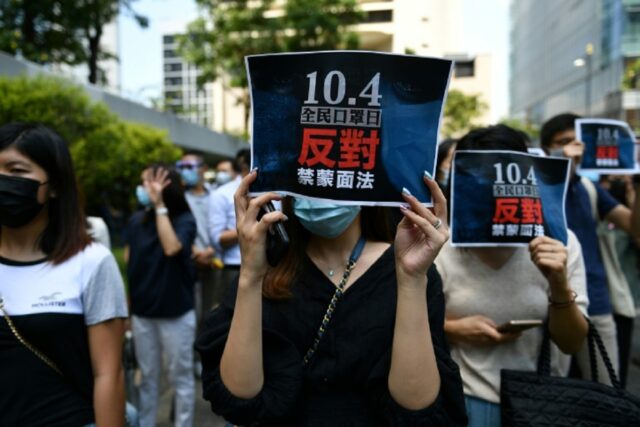 Prohíben usar máscaras durante protestas en Hong Kong