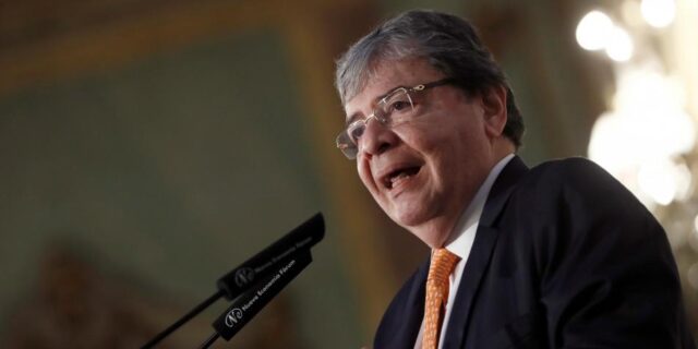 Colombia consultará si la reelección presidencial es un derecho