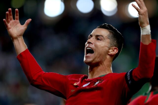 Cristiano Ronaldo se entrenó sin problemas con Portugal