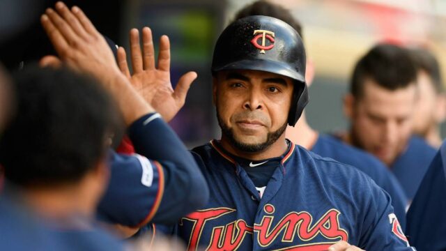 Los Mellizos de Minnesota retienen a Nelson Cruz por un año