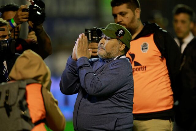 Maradona hace cambios en Gimnasia para revertir el mal momento