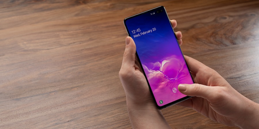 Samsung lanza una actualización para solucionar el error de lectura de huella que afecta a los Galaxy S10 y Note10
