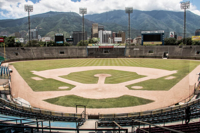 En el Estadio Universitario de la UCV intensifican los trabajos