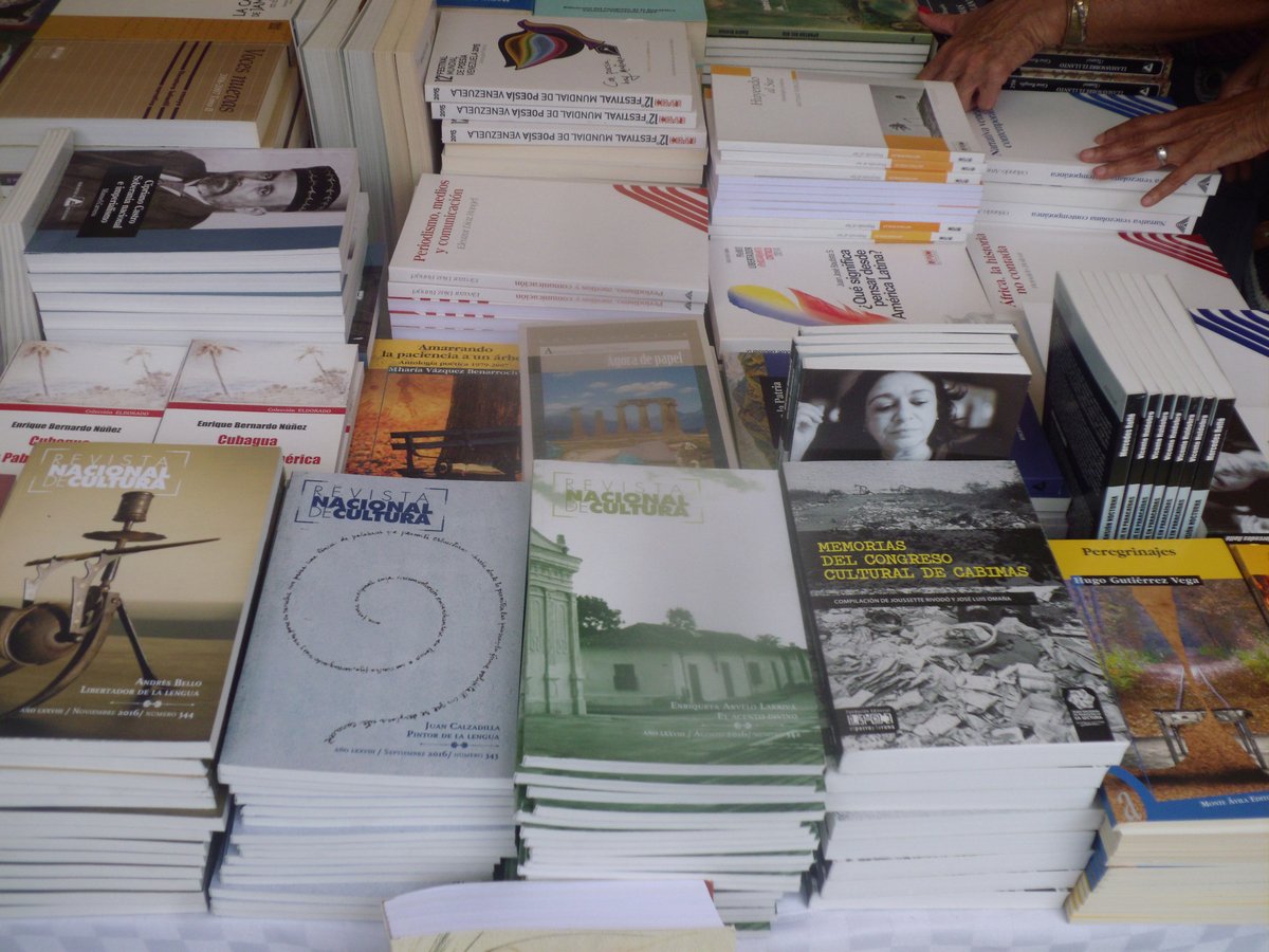 LIBROS-EN-FÍSICO-Y-DIGITALES