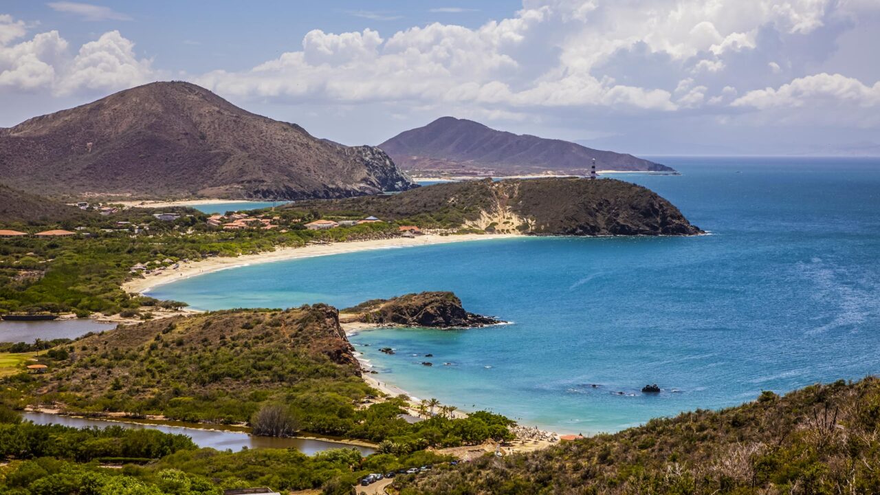 La Perla del Caribe se reinventa y sobrevive ante la crisis