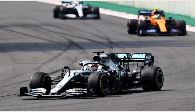 Lewis Hamilton ganó en el GP México, pero deberá esperar para festejar