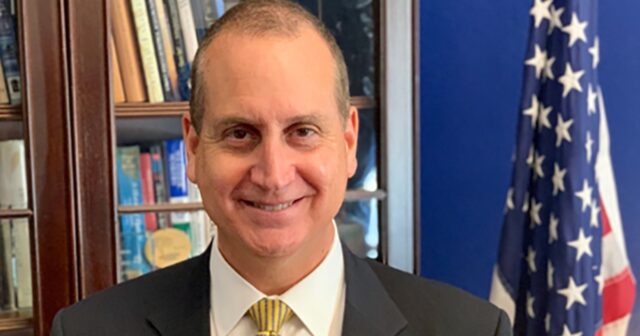 Díaz Balart: Estamos negociando para dar TPS a los venezolanos