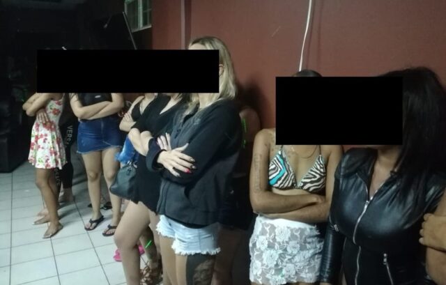 Detenidas 22 mujeres en una fiesta en Trinidad y Tobago envueltas en presunto tráfico sexual