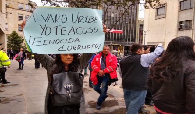 Manifestaciones a favor y en contra del ex presidente Álvaro Uribe en Bogotá