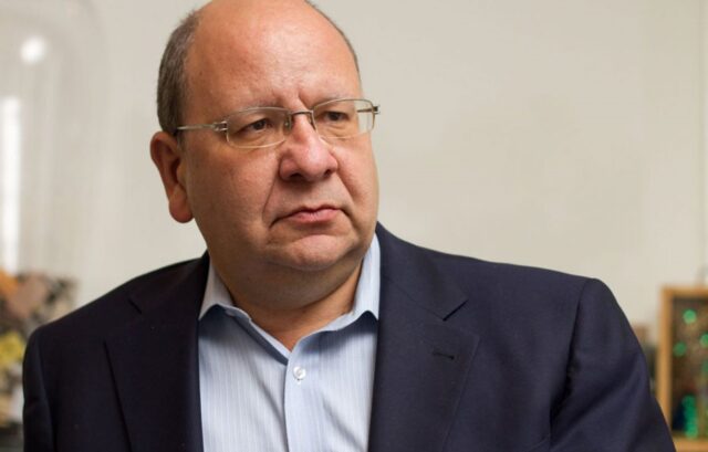 Vicente Díaz: Las parlamentarias no resolverán el problema, pero deben realizarse