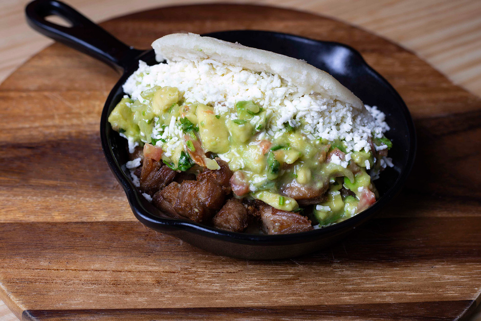 La arepa reinará por un mes en Madrid con todo tipo de rellenos