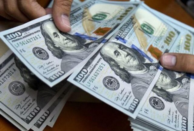 Precio del dólar se dispara en Chile y se cotiza en niveles nunca vistos en 16 años