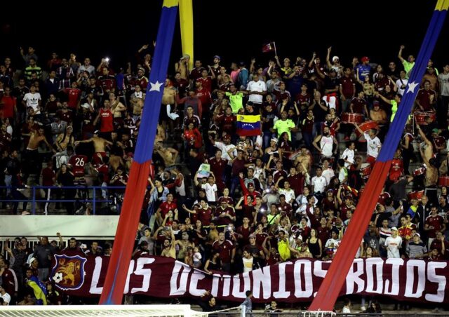 [AMBIENTE] Éxtasis en Caracas: chilena, baile olímpico y una goleada