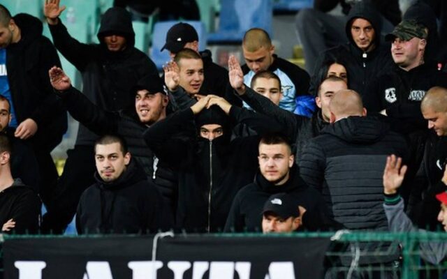 UEFA sancionó a Bulgaria con partido a puerta cerrada por incidentes racistas
