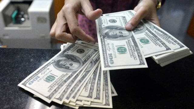 Economista señala que reforma del IGTF impuesta por el gobierno no favorece recuperación del bolívar