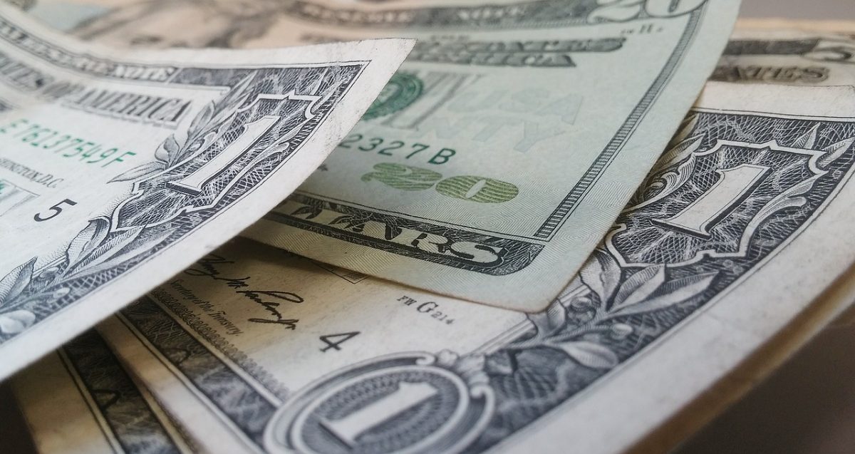 dolares