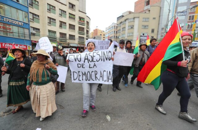 Canadá rechaza resultado de las elecciones en Bolivia