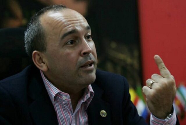 Francisco Torrealba asegura que el gobierno de Maduro mantiene diálogo directo con EE UU