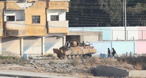 Kurdos se acercan a Damasco para detener el ataque turco en noreste de Siria