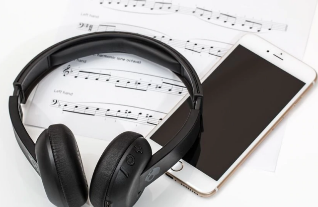 ¿Los audífonos con cable son mejores que los modelos Bluetooth?
