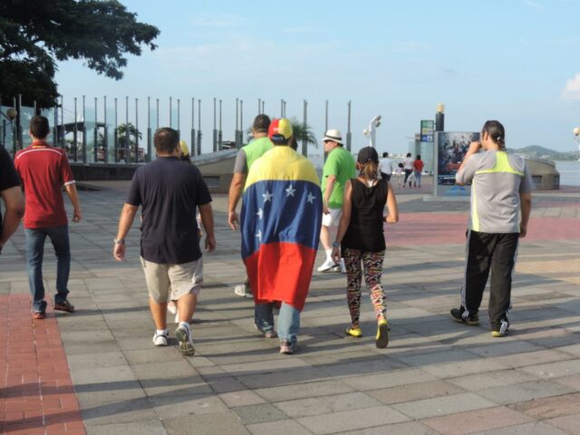 Comenzó el proceso de amnistía migratoria para los venezolanos en Ecuador