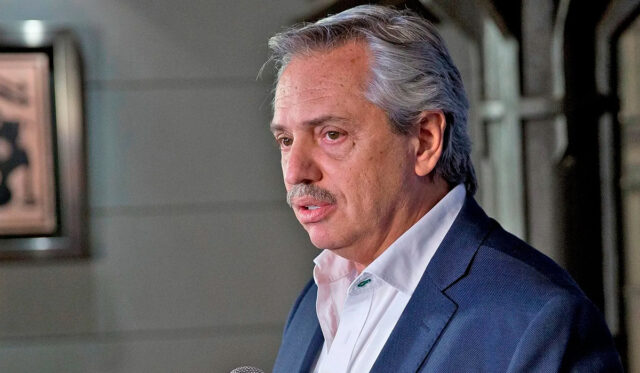 Alberto Fernández pretende desconocer la Presidencia de Juan Guaidó