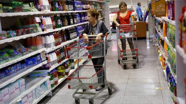 Esto es lo que necesita un maestro para cubrir la canasta básica de alimentos, según Cendas-FVMv