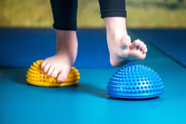 El sobrepeso es causa de patologías en los pies de los niños