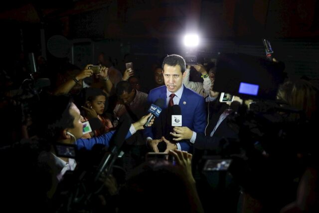 Guaidó manifestó respaldo a periodistas ante nueva detención de la Dgcim
