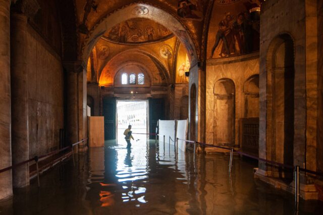 El patrimonio cultural de Venecia en peligro por las inundaciones