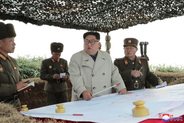 Corea del Norte insiste en lanzar proyectiles para presionar en diálogo sobre desarme