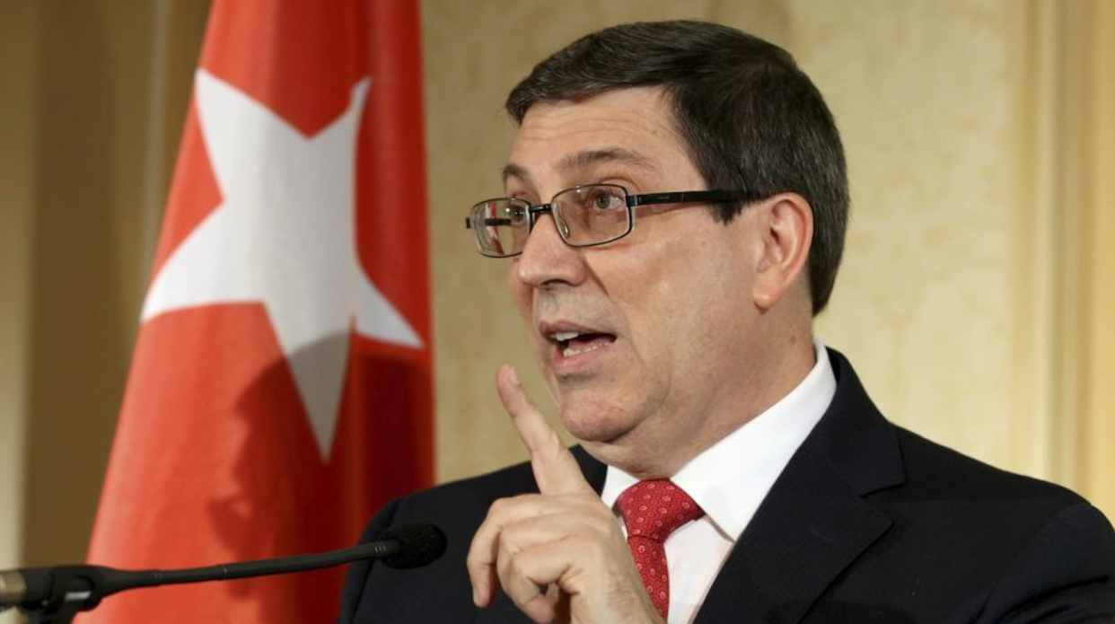 Cuba retira a sus médicos de Bolivia tras detención de cuatro de ellos