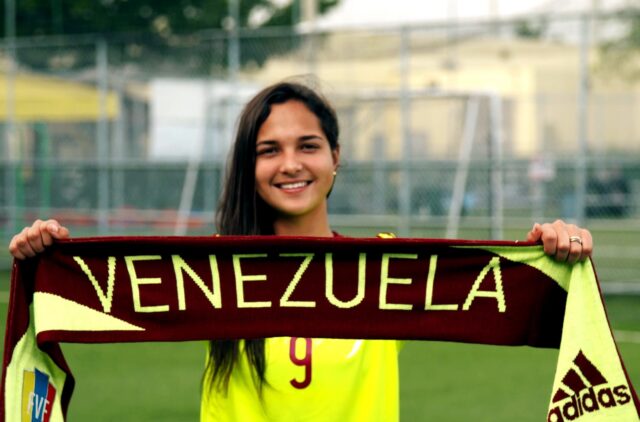 [VIDEO] Deyna Castellanos marcó gol olímpico en Estados Unidos